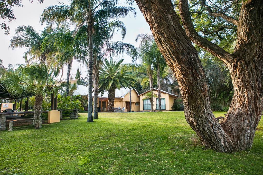 Riverbank Lodge Upington Exterior photo