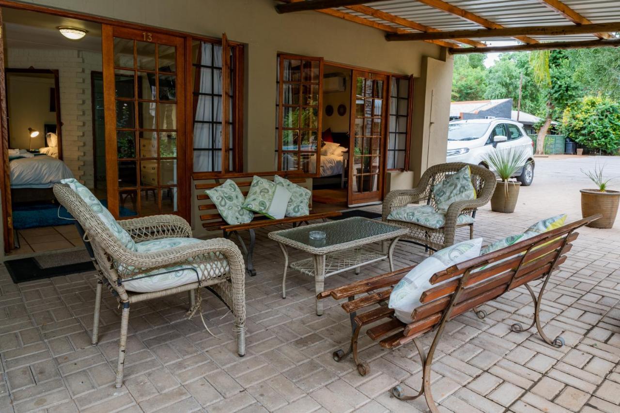 Riverbank Lodge Upington Exterior photo