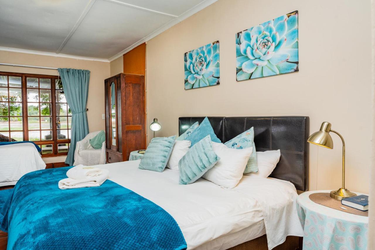 Riverbank Lodge Upington Exterior photo