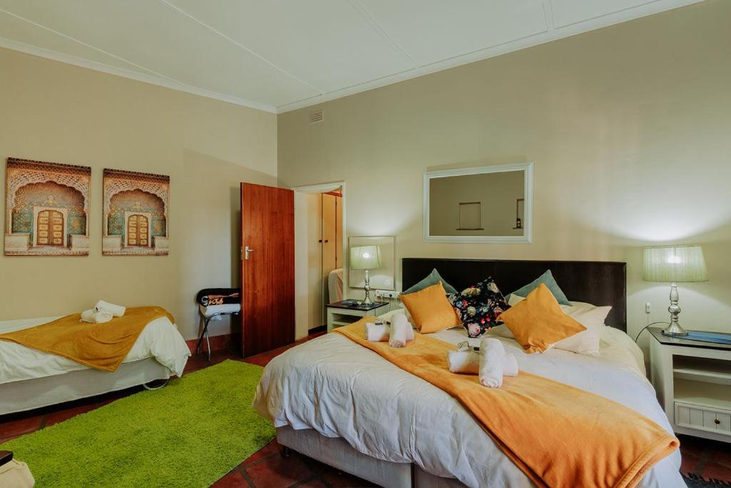 Riverbank Lodge Upington Exterior photo