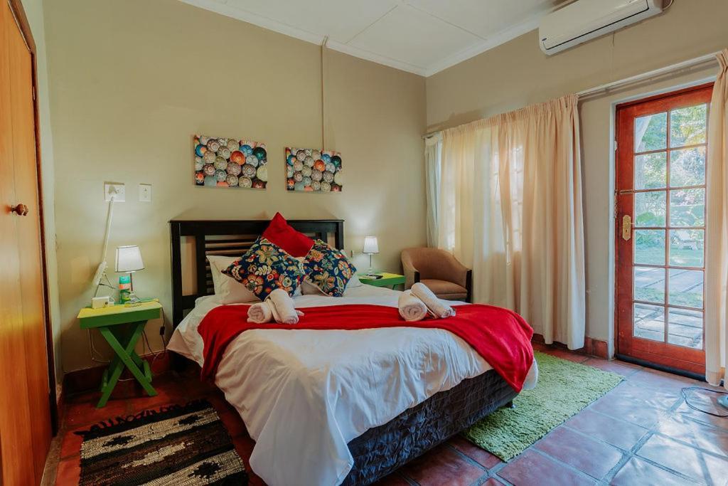 Riverbank Lodge Upington Exterior photo