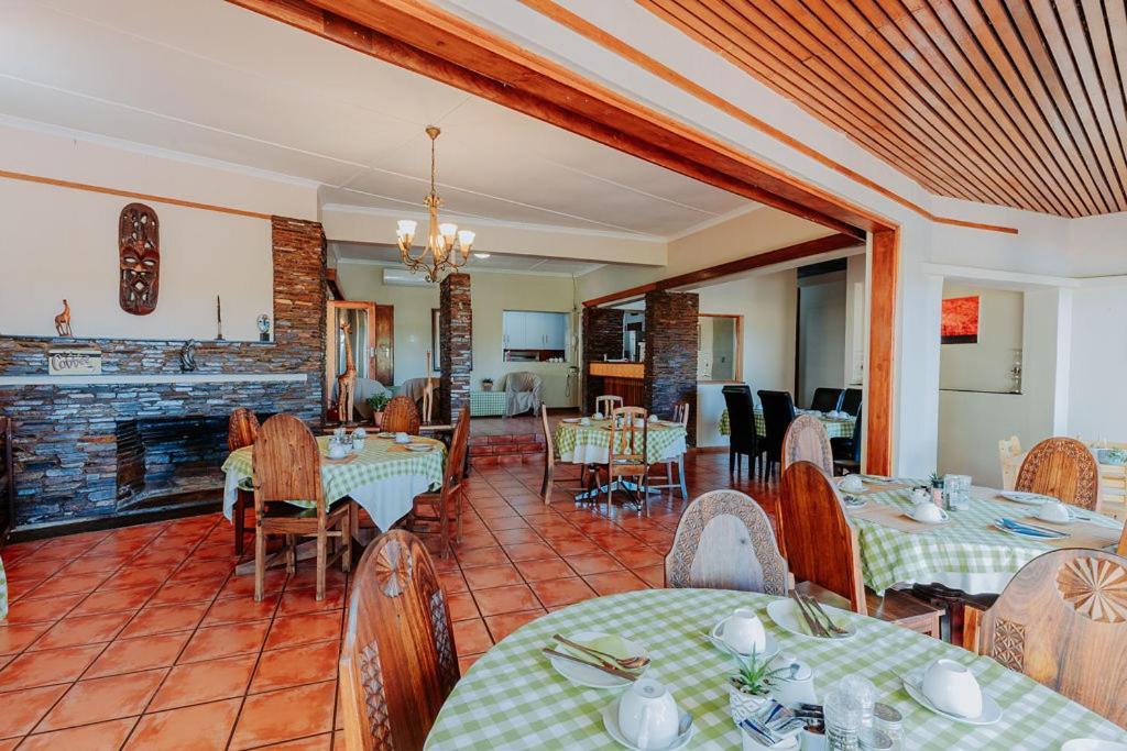 Riverbank Lodge Upington Exterior photo