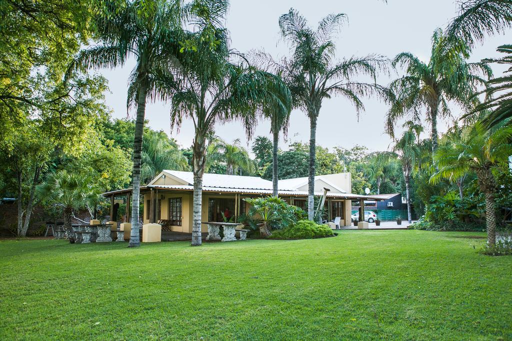 Riverbank Lodge Upington Exterior photo